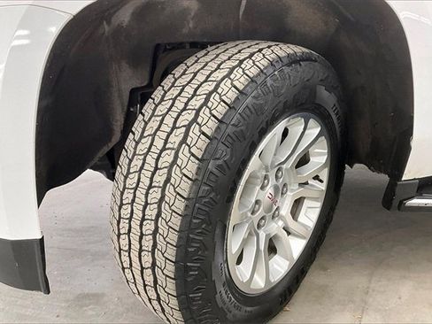 Used 2019 GMC Yukon XL SLT w/ Open Road Package image 34