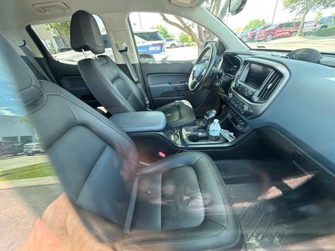 Used 2022 Chevrolet Colorado Z71 w/ Safety Package AWD/4WD image 4