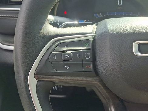 Used 2024 Jeep Grand Cherokee L Limited w/ Luxury Tech Group II image 26