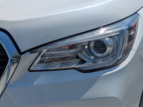 Used 2022 Subaru Ascent Touring AWD/4WD image 9