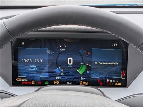 New 2027 Chevrolet Bolt LT w/ Comfort Package image 10