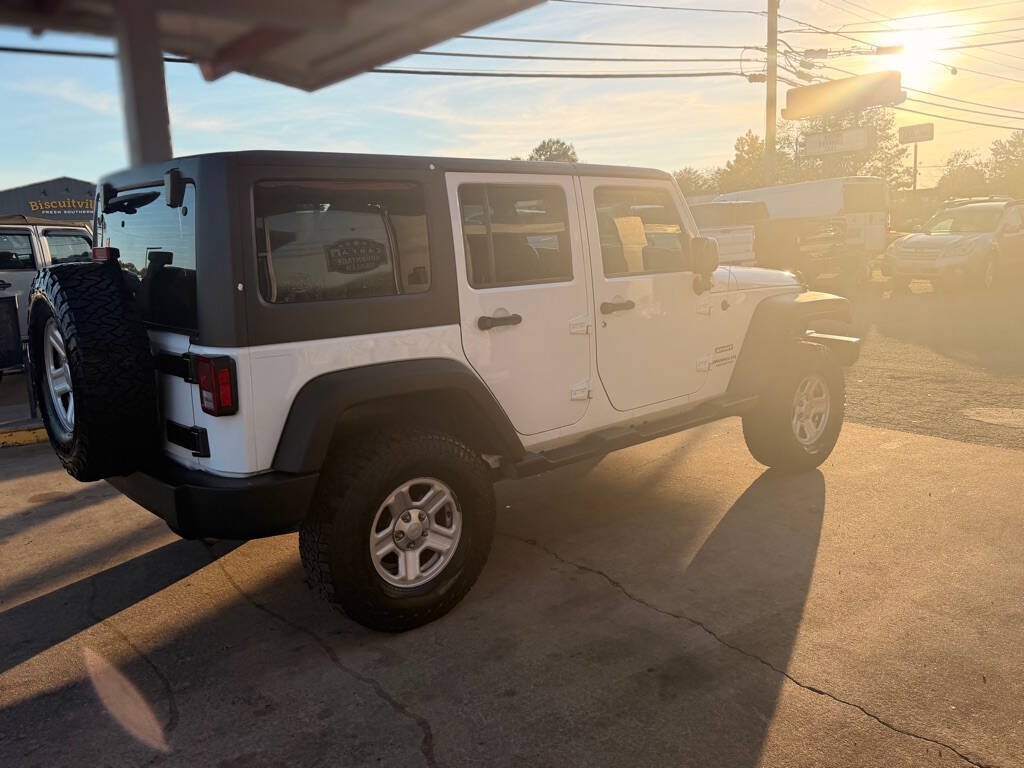 Used 2016 Jeep Wrangler Unlimited Sport w/ Connectivity Group AWD/4WD image 9