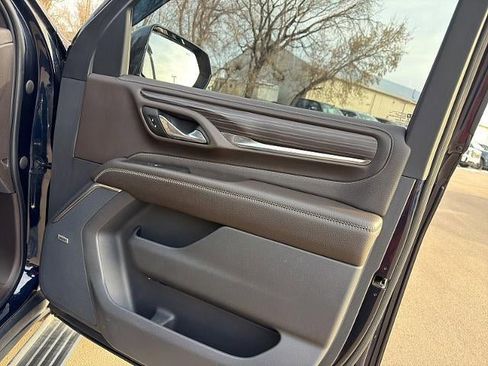 Used 2021 GMC Yukon Denali w/ Denali Ultimate Package image 16