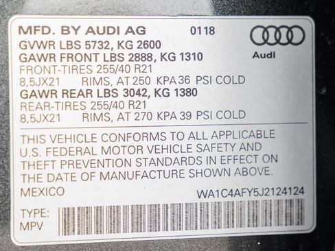 Used 2018 Audi SQ5 Prestige AWD/4WD image 96