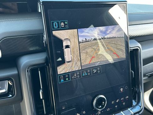 New 2026 GMC Yukon AT4 w/ AT4 Premium Package AWD/4WD image 15