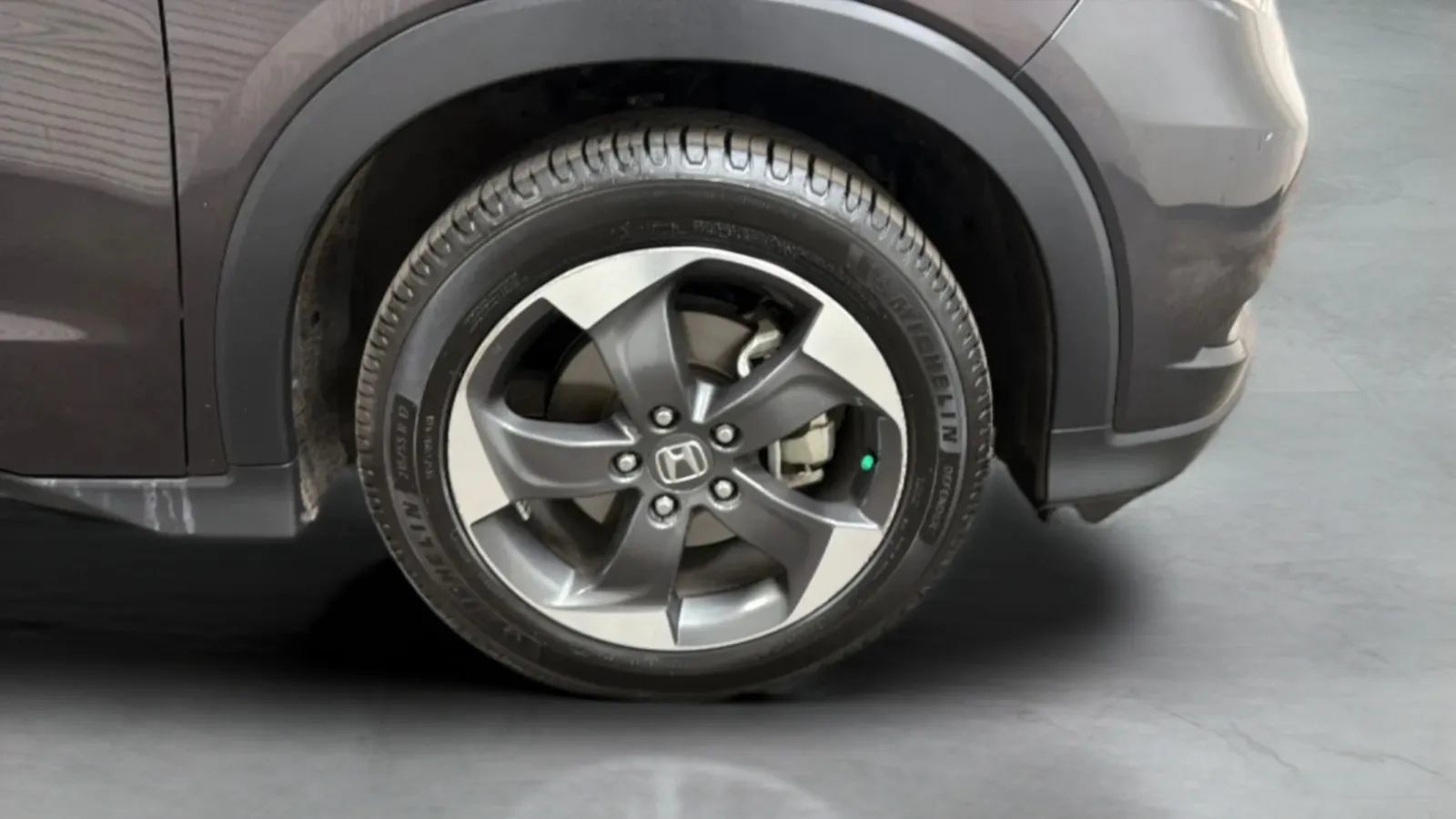 Used 2018 Honda HR-V EX image 25
