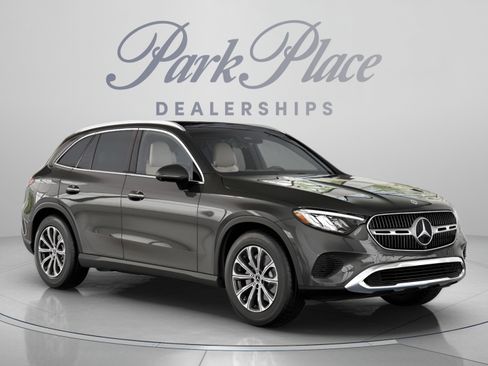 Certified 2026 Mercedes-Benz GLC 300 4MATIC image 32