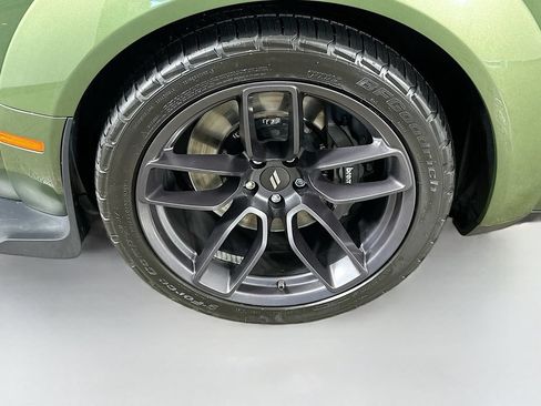 Used 2020 Dodge Challenger R/T Scat Pack RWD image 13