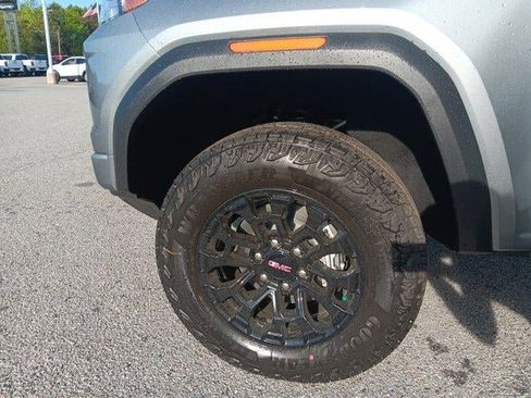 New 2026 GMC Canyon Elevation w/ Convenience Package RWD image 2