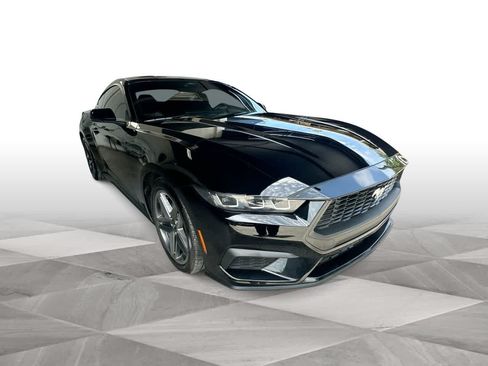 Used 2025 Ford Mustang Premium RWD image 2