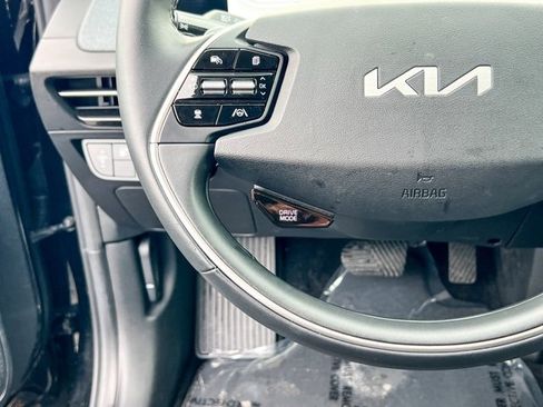 Used 2024 Kia EV6 Light image 24
