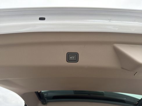 New 2026 GMC Yukon XL Denali w/ Sun & Power Step Package image 26