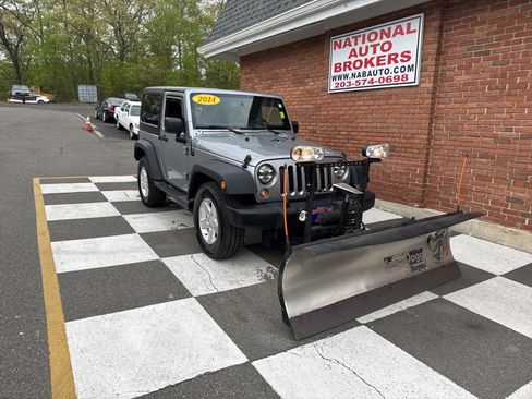 Used 2014 Jeep Wrangler Sport w/ Quick Order Package 24S AWD/4WD image 1