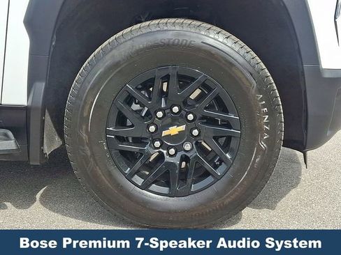 Used 2025 Chevrolet Silverado EV LT image 10