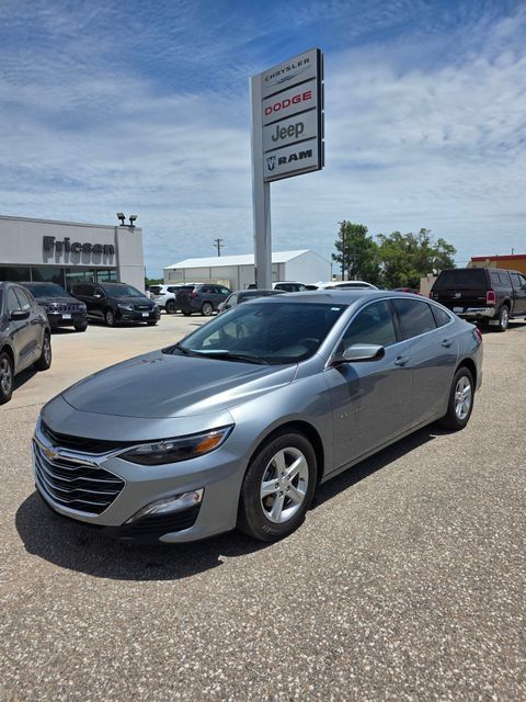 Used 2024 Chevrolet Malibu LT FWD image 1