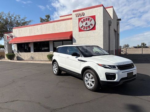 Used 2017 Land Rover Range Rover Evoque SE image 1