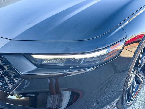 Used 2023 Honda Accord Sport image 9