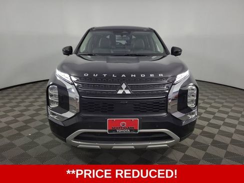Used 2024 Mitsubishi Outlander SE AWD/4WD image 2