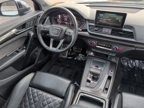 Used 2018 Audi SQ5 Prestige image 9