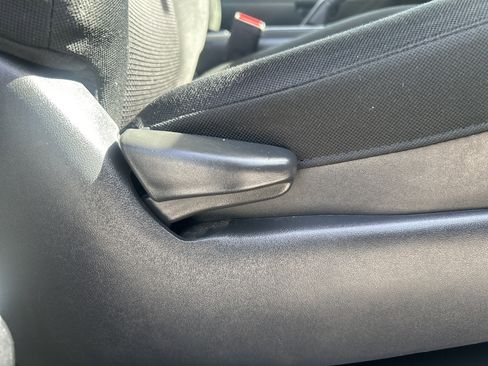 Used 2012 Toyota FJ Cruiser 4WD w/ Convenience Pkg image 25