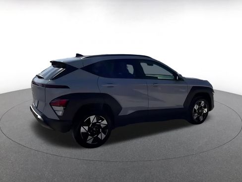 Used 2025 Hyundai Kona SEL image 11