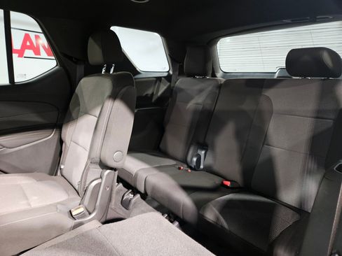 Used 2023 Chevrolet Traverse LT FWD image 37