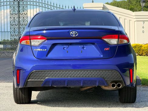 Used 2020 Toyota Corolla SE w/ SE Premium Package FWD image 8