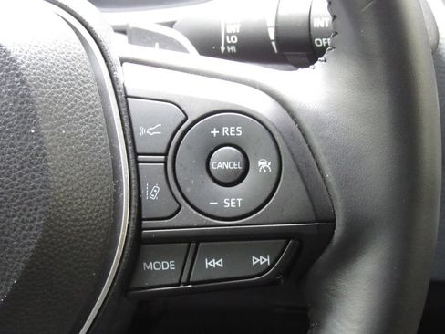 Used 2022 Toyota Corolla SE FWD image 23