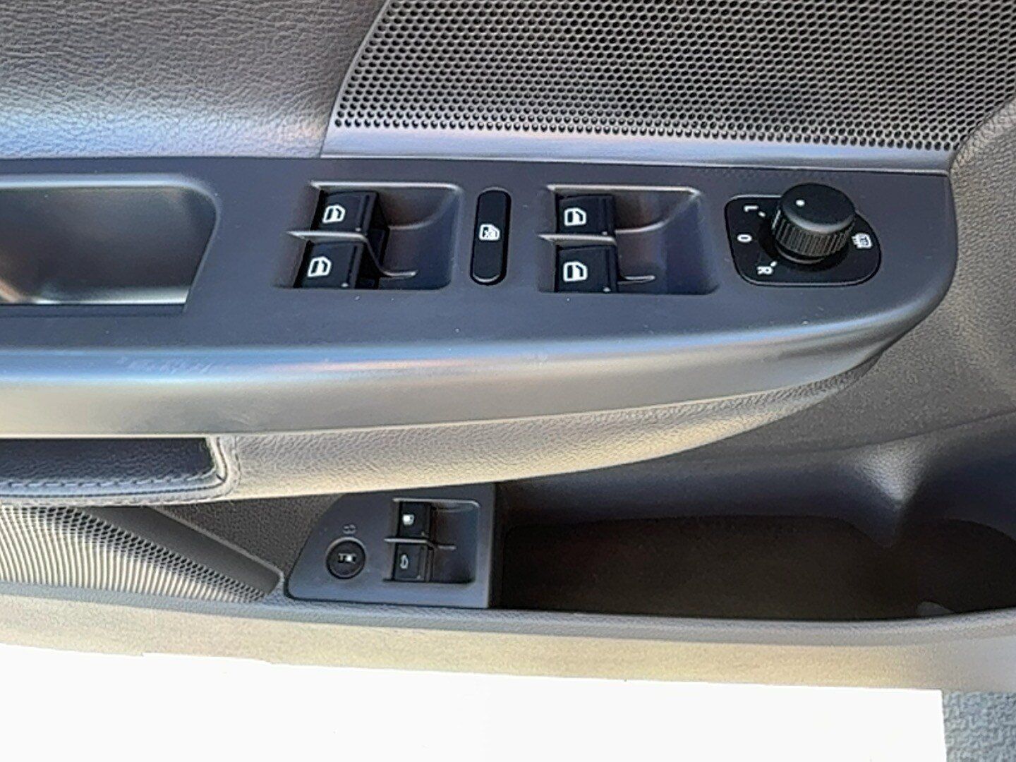 Used 2008 Volkswagen Jetta SE FWD image 18