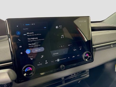 New 2026 Subaru Solterra AWD/4WD image 15