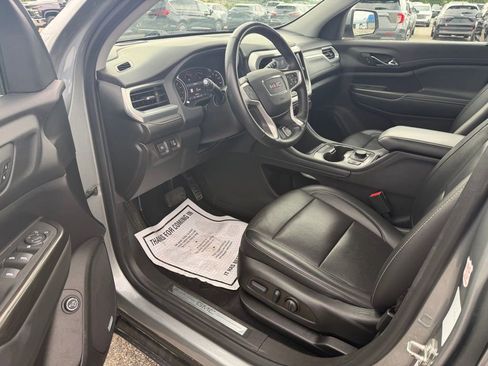 Used 2023 GMC Acadia SLT AWD/4WD image 11