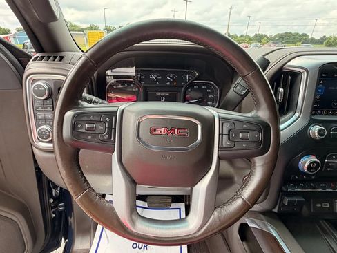 Used 2021 GMC Sierra 1500 SLT w/ SLT Premium Plus Package AWD/4WD image 24