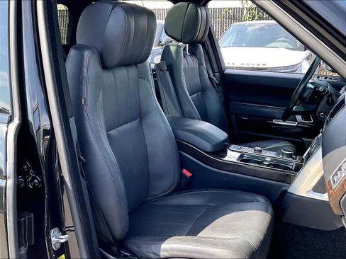 Used 2017 Land Rover Range Rover Supercharged AWD/4WD image 9