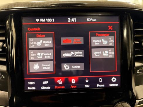 Used 2019 RAM 2500 Laramie w/ Black Appearance Package AWD/4WD image 47