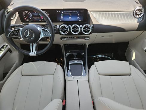 Certified 2026 Mercedes-Benz GLA 250 image 16