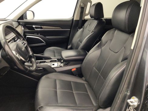 Used 2022 Kia Telluride EX w/ EX Premium Package AWD/4WD image 17
