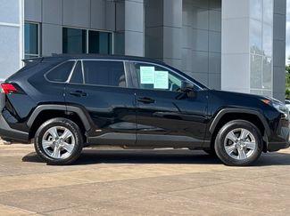 Certified 2022 Toyota RAV4 LE AWD/4WD video 3