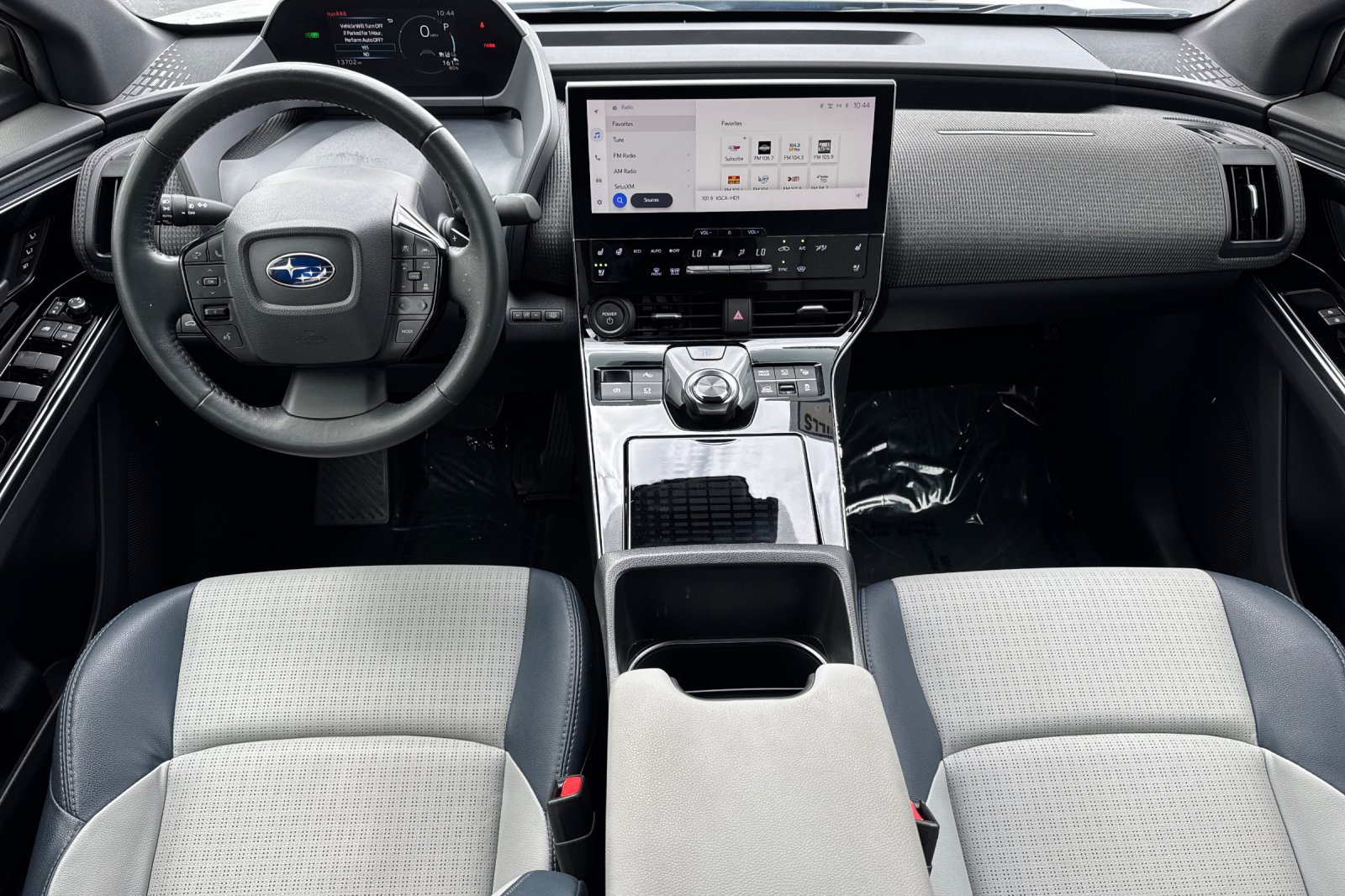 Used 2023 Subaru Solterra AWD image 13