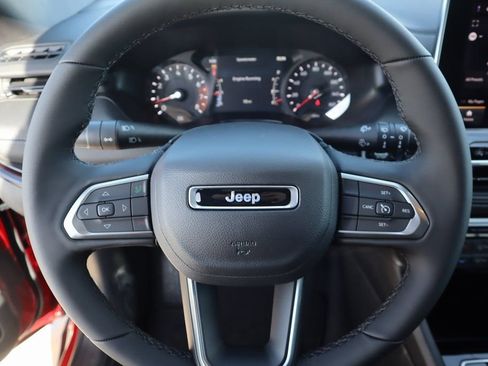 New 2026 Jeep Compass Latitude image 3