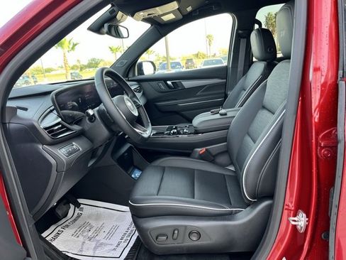 Used 2025 Buick Enclave Sport Touring w/ Power Package image 15