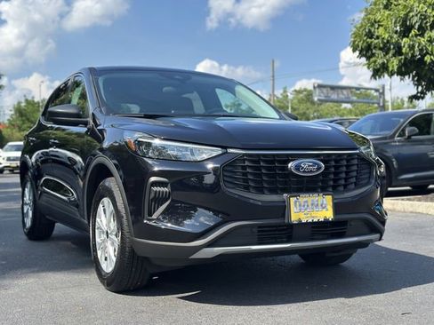 Used 2024 Ford Escape Active AWD/4WD image 48