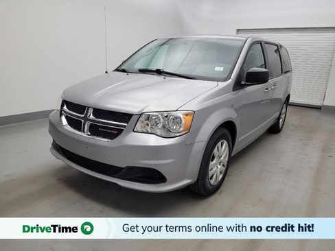 Used 2018 Dodge Grand Caravan SE FWD image 1