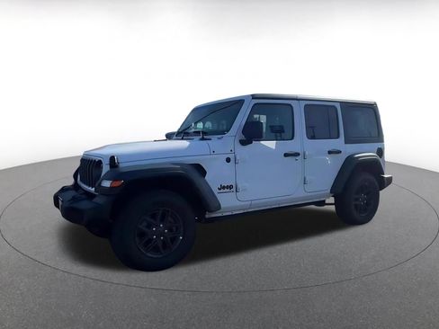 Used 2025 Jeep Wrangler Unlimited Sport AWD/4WD image 4