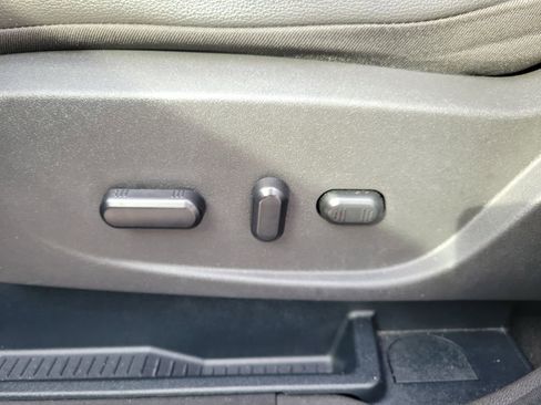 Used 2017 Ford Escape Titanium AWD/4WD image 27