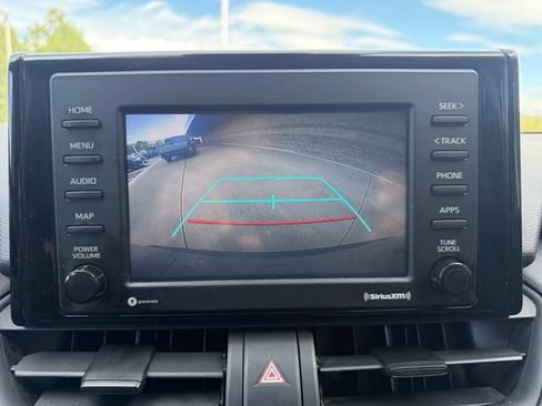 Used 2020 Toyota RAV4 LE w/ Carpet Mat Package AWD/4WD image 34