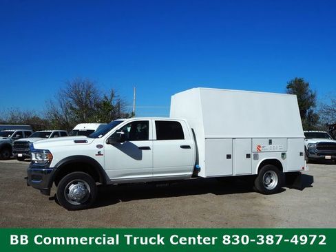 New 2024 RAM 5500 Tradesman w/ Chrome Appearance Group image 1
