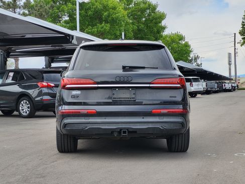 Used 2020 Audi Q7 3.0T Premium Plus w/ Premium Plus Package AWD/4WD image 4