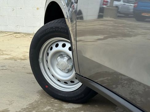 New 2025 Ford Maverick XL image 14