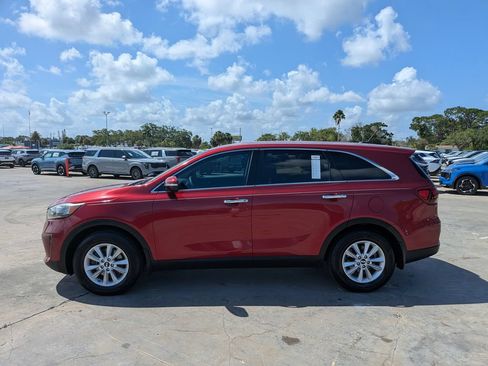 Used 2019 Kia Sorento FWD image 5