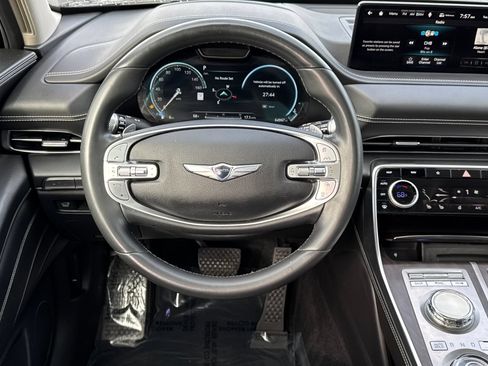 Used 2023 Genesis GV80 2.5T w/ Prestige Package AWD/4WD image 14
